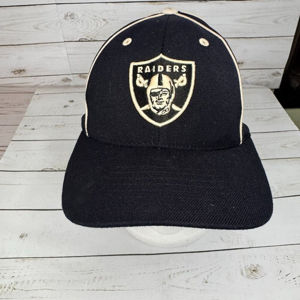 Reebok NFL Las Vegas Raiders‎ Baseball Cap Mens Black White Stretch Fitted Hat